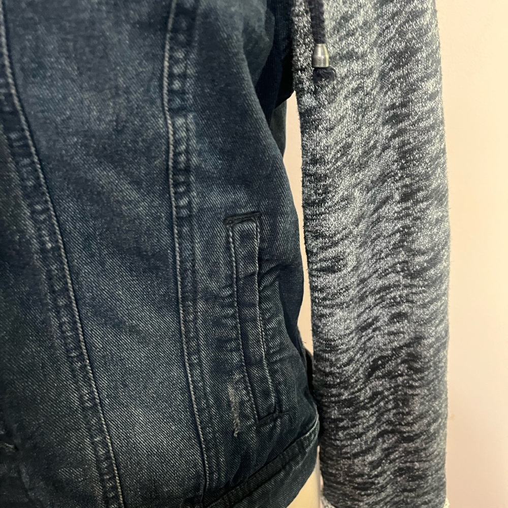 Free People Denim Jacket Hooded Black and Cream Knit Jacket Size Medium - Picture 3 of 16